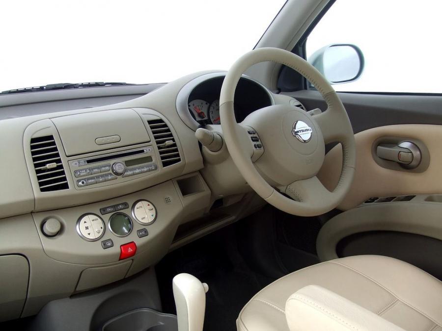 Интерьер Mitsuoka Viewt (AK12/BNK12/YK12) 2005 года  (фото 5 из 7)